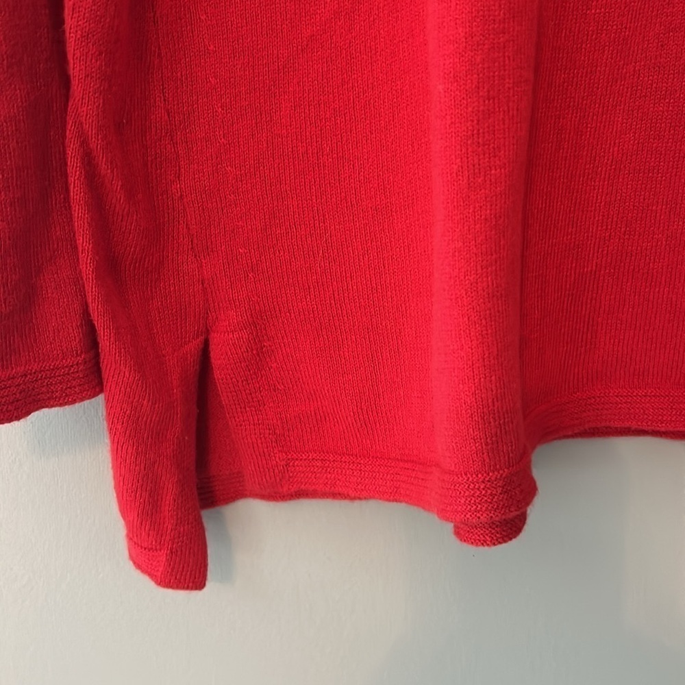 J.Jill Holiday Red Long Sleeve Pull Over Top Vented Sides Longer Fit Medium - Picture 2 of 5